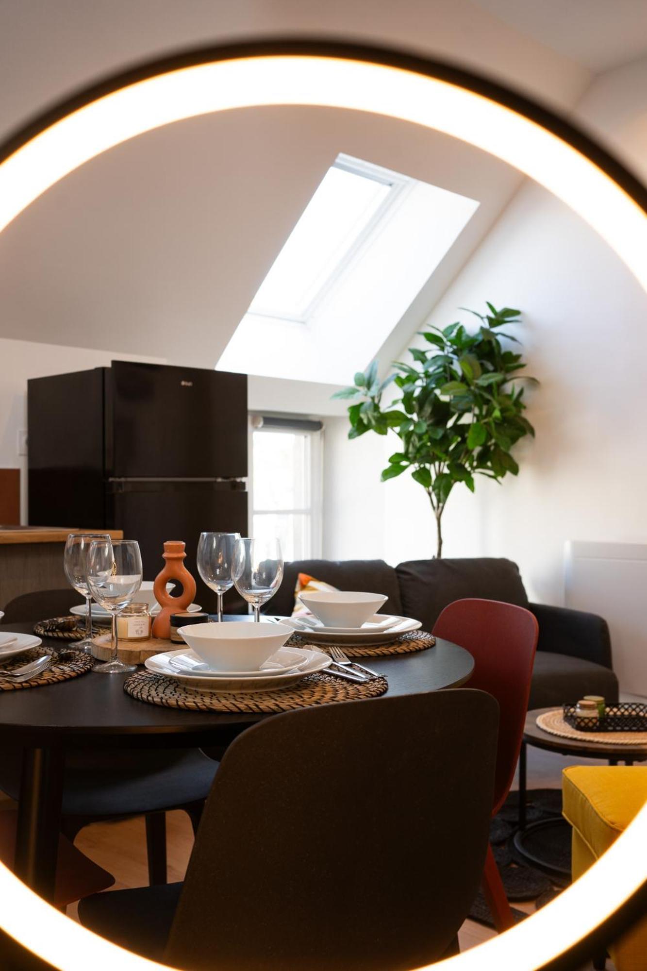 Appartements Plein Centre, A 5 Minutes Du Chateau Onzain Exterior foto