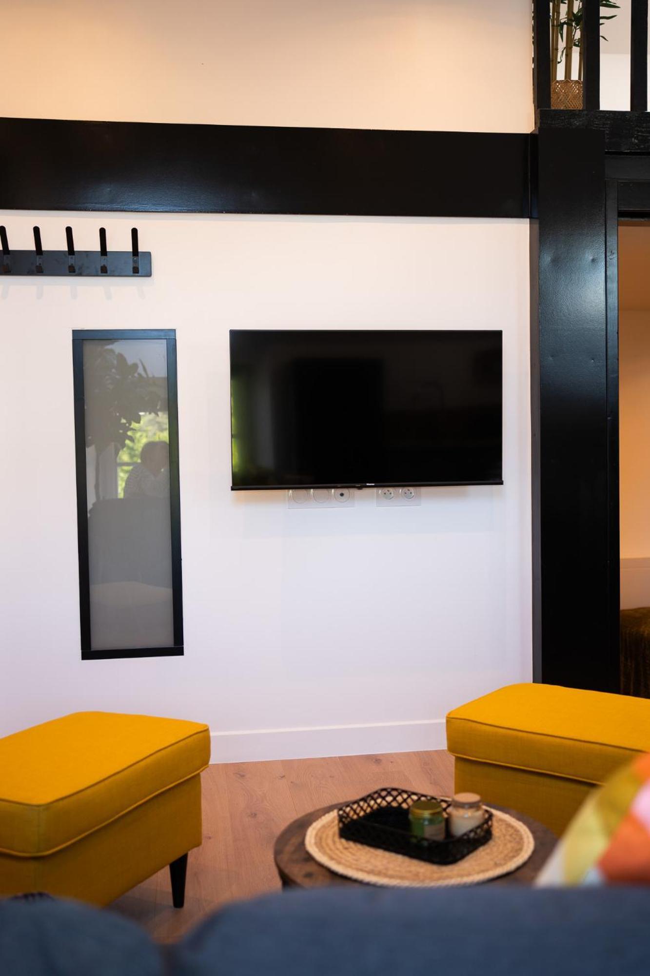 Appartements Plein Centre, A 5 Minutes Du Chateau Onzain Exterior foto
